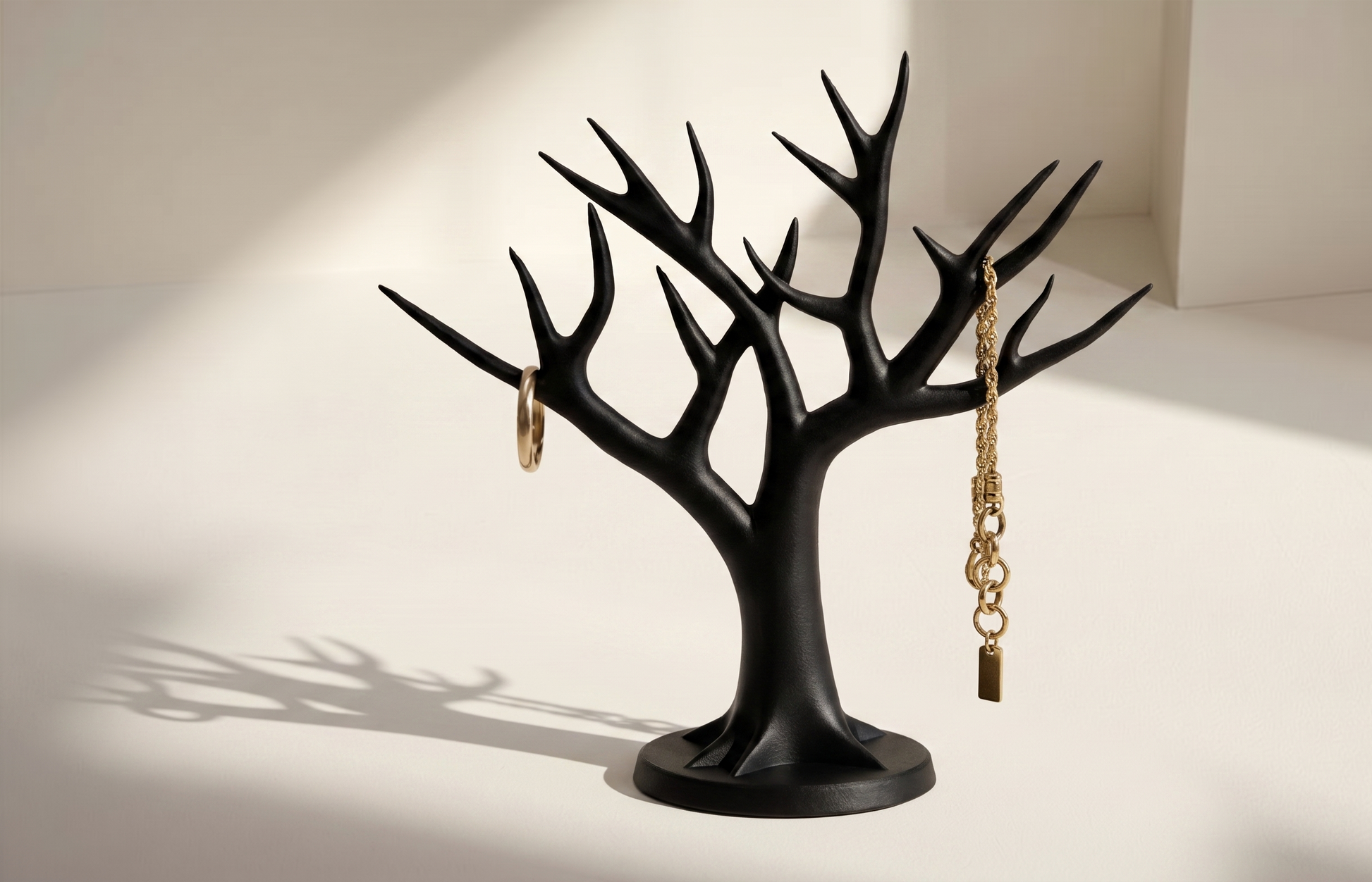 Minimalist aesthetic jewelry tree