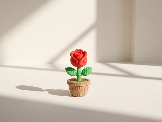 Knitted-style rose decor piece